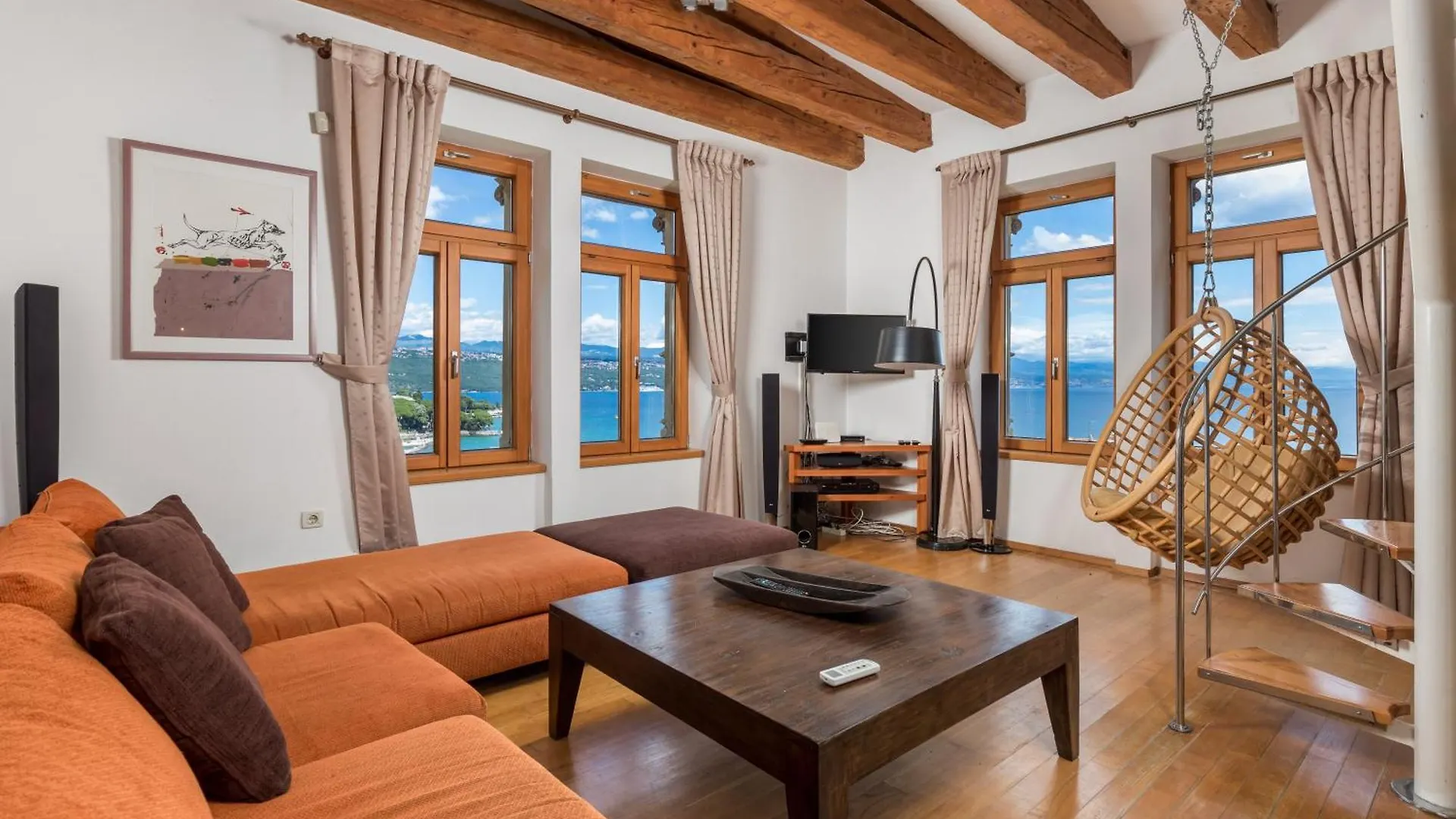 Paradise View Deluxe Apartment location